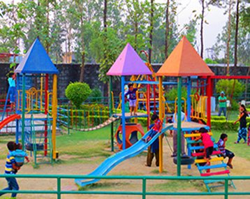 Rides and attractions at Funcity Bareilly